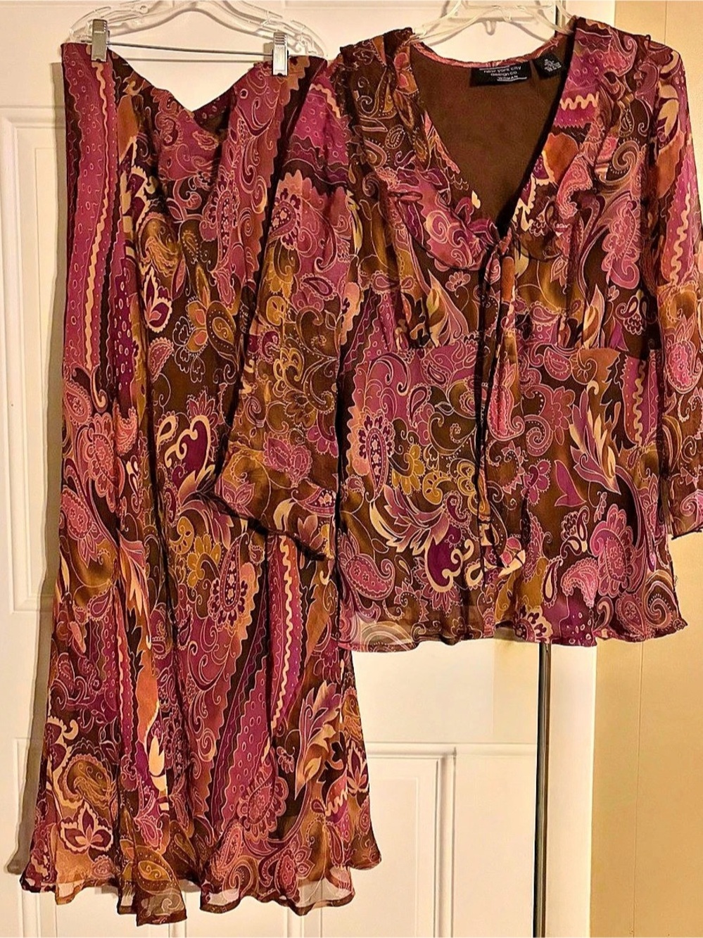 new york city design co. Paisley Silk Blend Maxi Skirt Set Size 1X